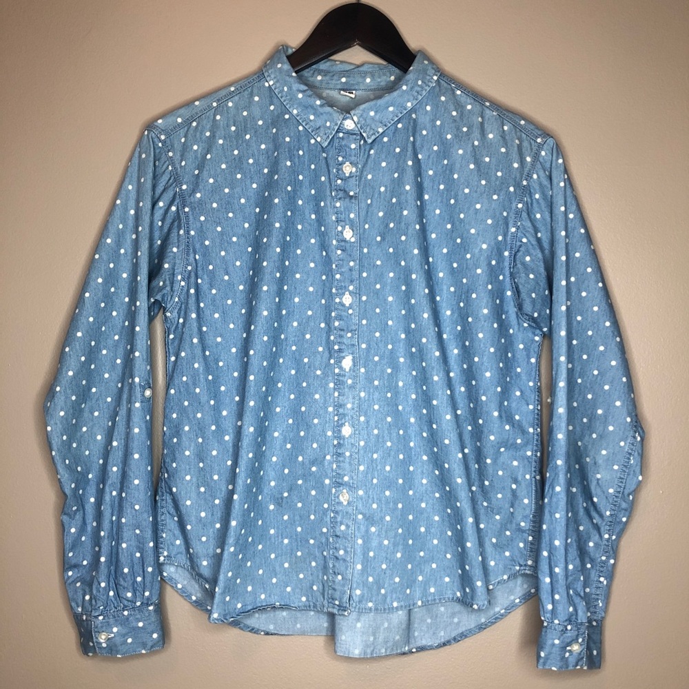 UNIQUO polkadot denim button up shirt small